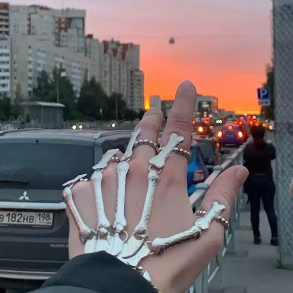 “Spooky Scary Skeleton” Unique Bone Rings/Bracelet - Picture 10 of 16